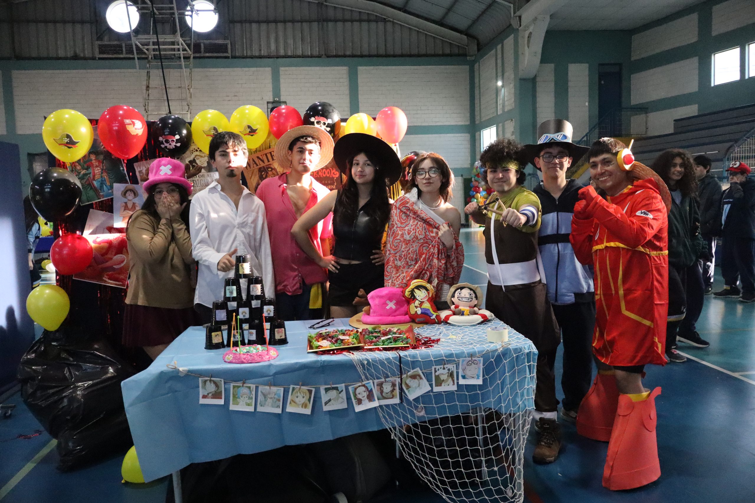 Comunidad kingstoniana celebra el Día del Inglés