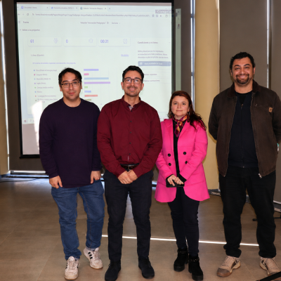 Docentes comparten innovadoras experiencias en jornada institucional