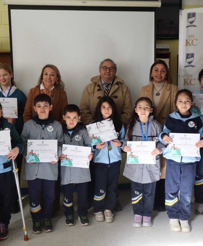 Estudiantes de ciclo básica son reconocidos en Concurso “Afiche, Ambiente y Corazón”