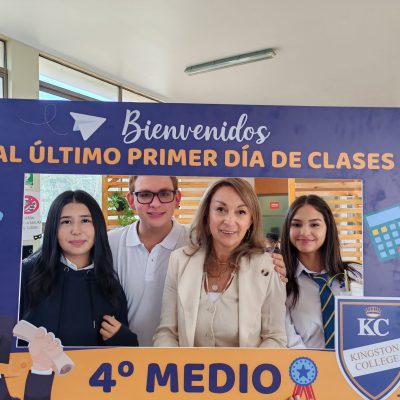 Generación de Cuartos Medios celebran su Último Primer día de Clases