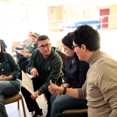 Docentes fortalecen prácticas de entrevista a apoderados mediante jornada